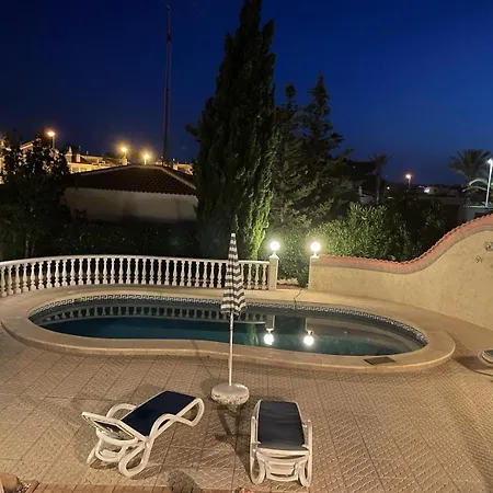 La Casita Private Pool سيوداد كيسادا